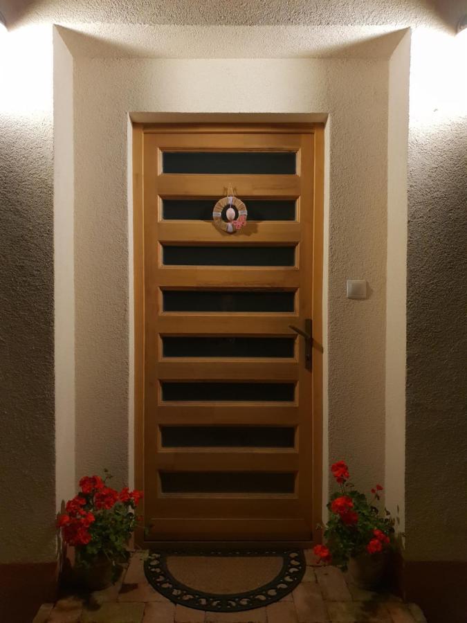 Füred Deluxe Garden Apartment Balatonfüred Buitenkant foto