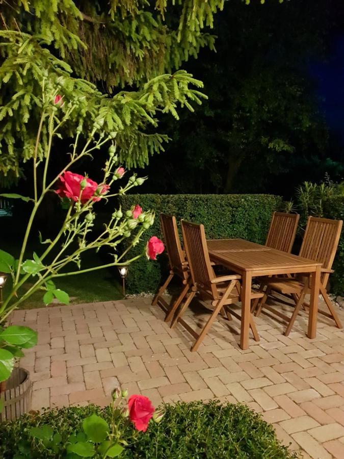 Füred Deluxe Garden Apartment Balatonfüred Buitenkant foto