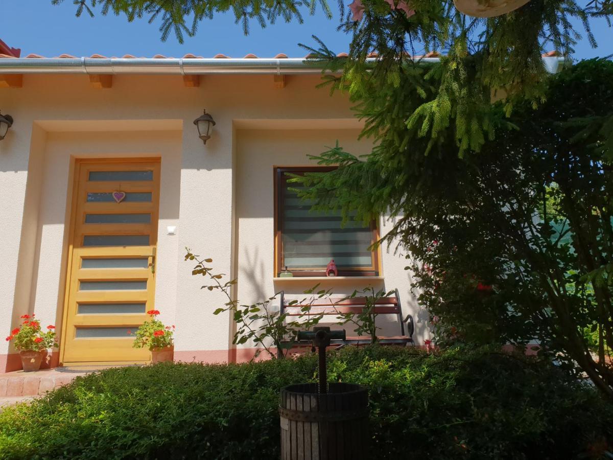 Füred Deluxe Garden Apartment Balatonfüred Buitenkant foto