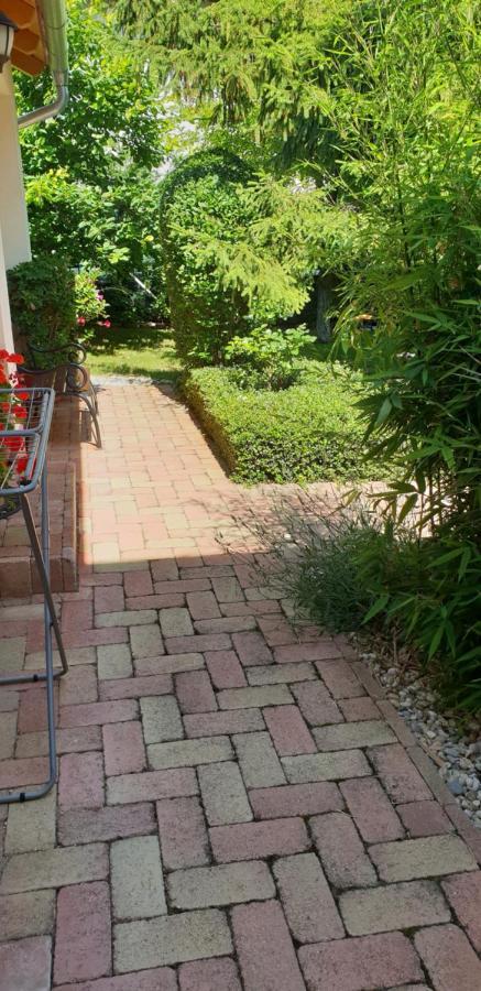 Füred Deluxe Garden Apartment Balatonfüred Buitenkant foto