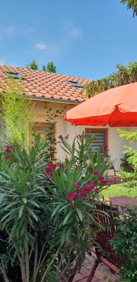 Füred Deluxe Garden Apartment Balatonfüred Buitenkant foto